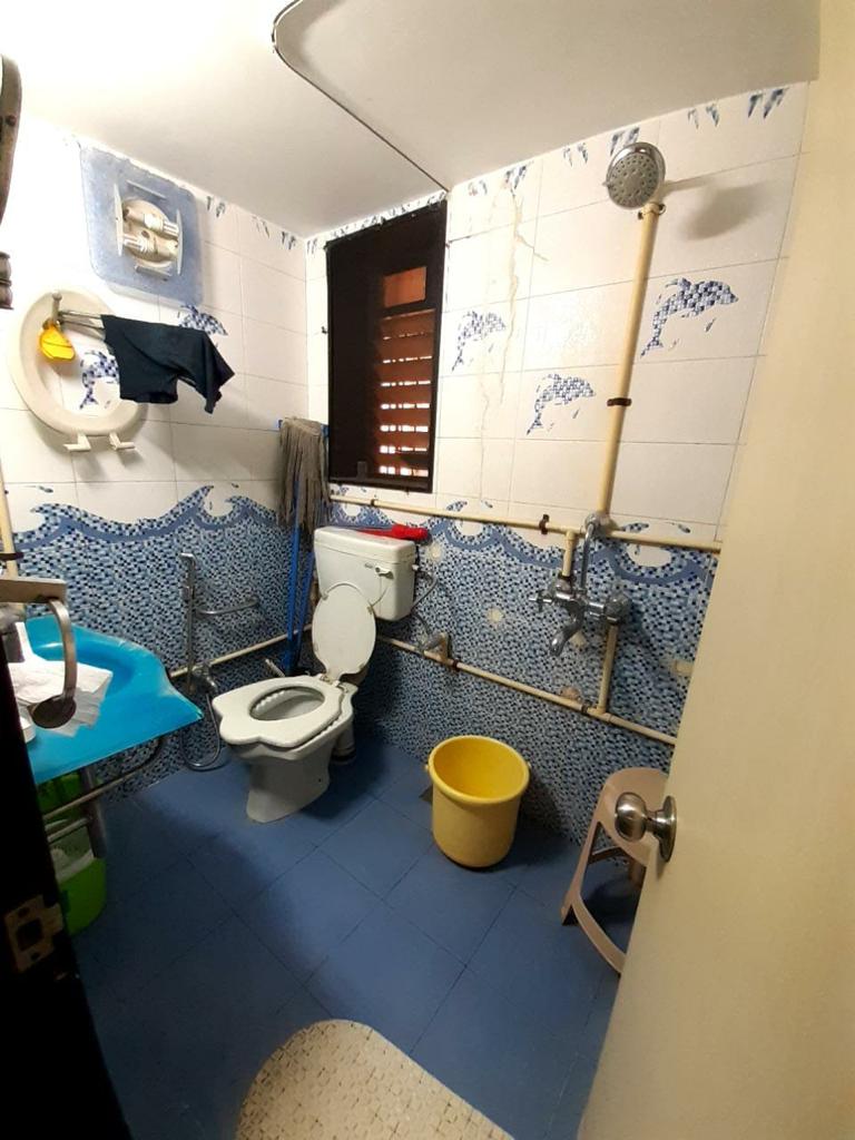 2 BHK Fully Furnished in Usha Sadan , Colaba